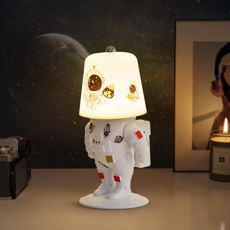 Petite lampe LED couleur nuit astronaute