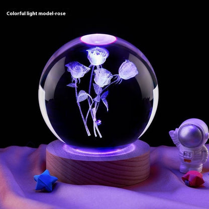 Petite lampe de nuit boule de cristal